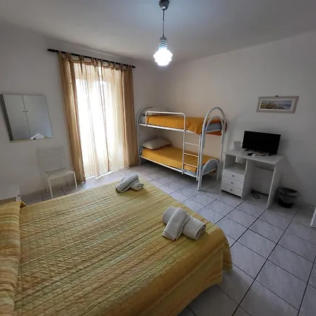 Al Dammuso Diffuso In Centro 3*