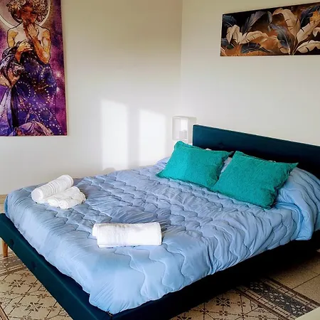 Гостевой дом Al Dammuso Diffuso In Centro 3*